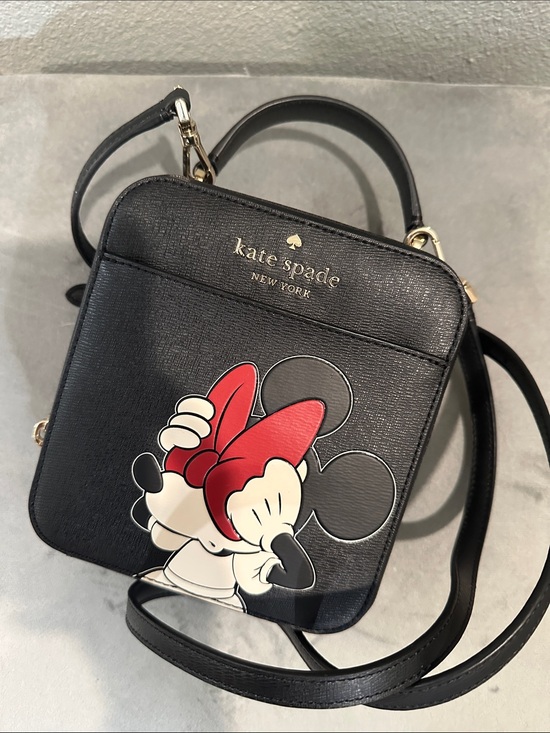 kate spade Handbags - Kate Spade X Black Minnie Mouse Vanity Crossbody